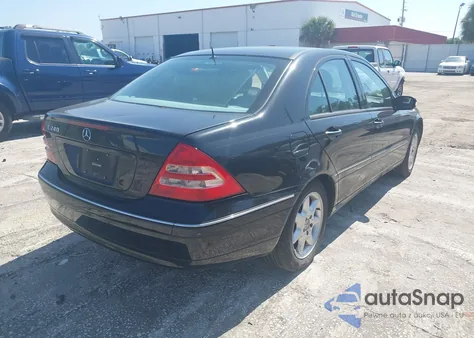 2002 Mercedes-Benz C 240 from USA, damaged, VIN WDBRF61J62F195116
